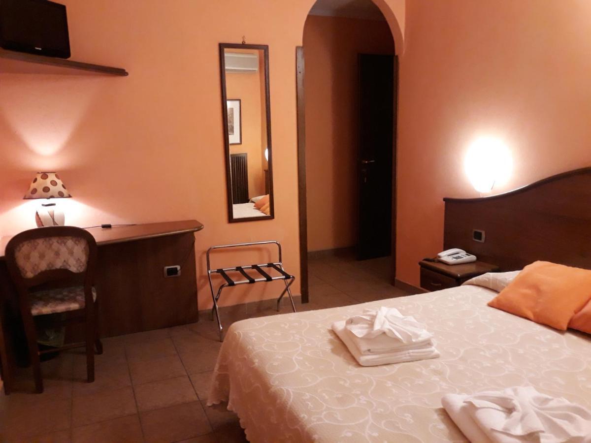 Hotel Cavour Verona Exterior photo