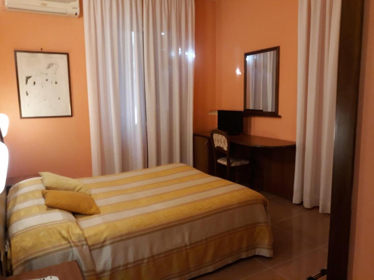 Hotel Cavour Verona Exterior photo