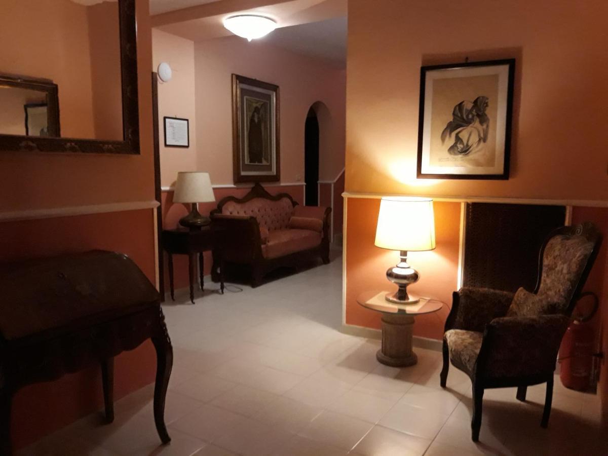 Hotel Cavour Verona Exterior photo